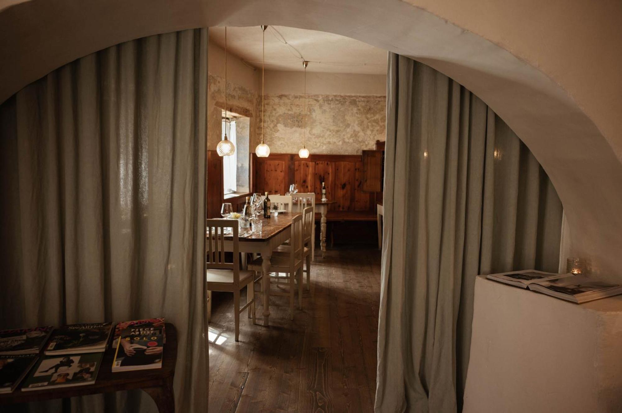 1477 Reichhalter Bed and Breakfast Lana Buitenkant foto